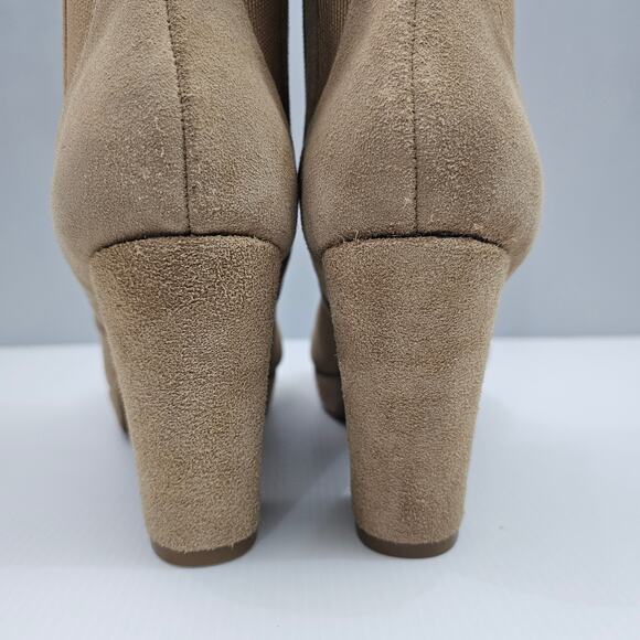 Donald Pliner Labell Ankle Boot Womens 9 Tan Suede Platform Heel Fall Fashion - Picture 9 of 15